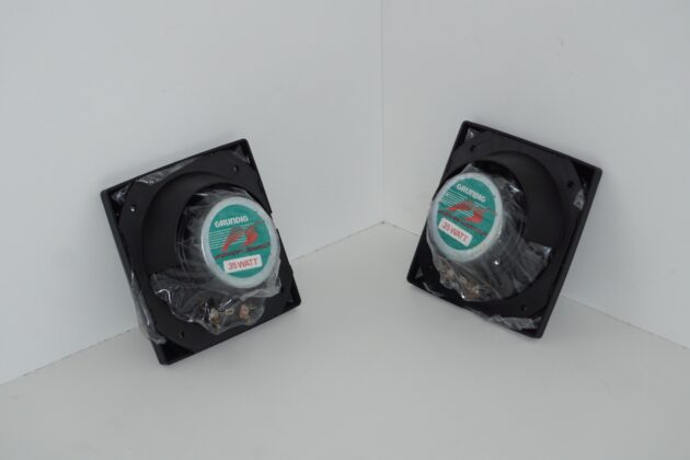 Coppia coni grundig 132-35+griglia 35w - immagine 2