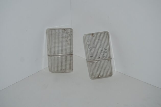 Coppia plastiche frecce fiat om 40