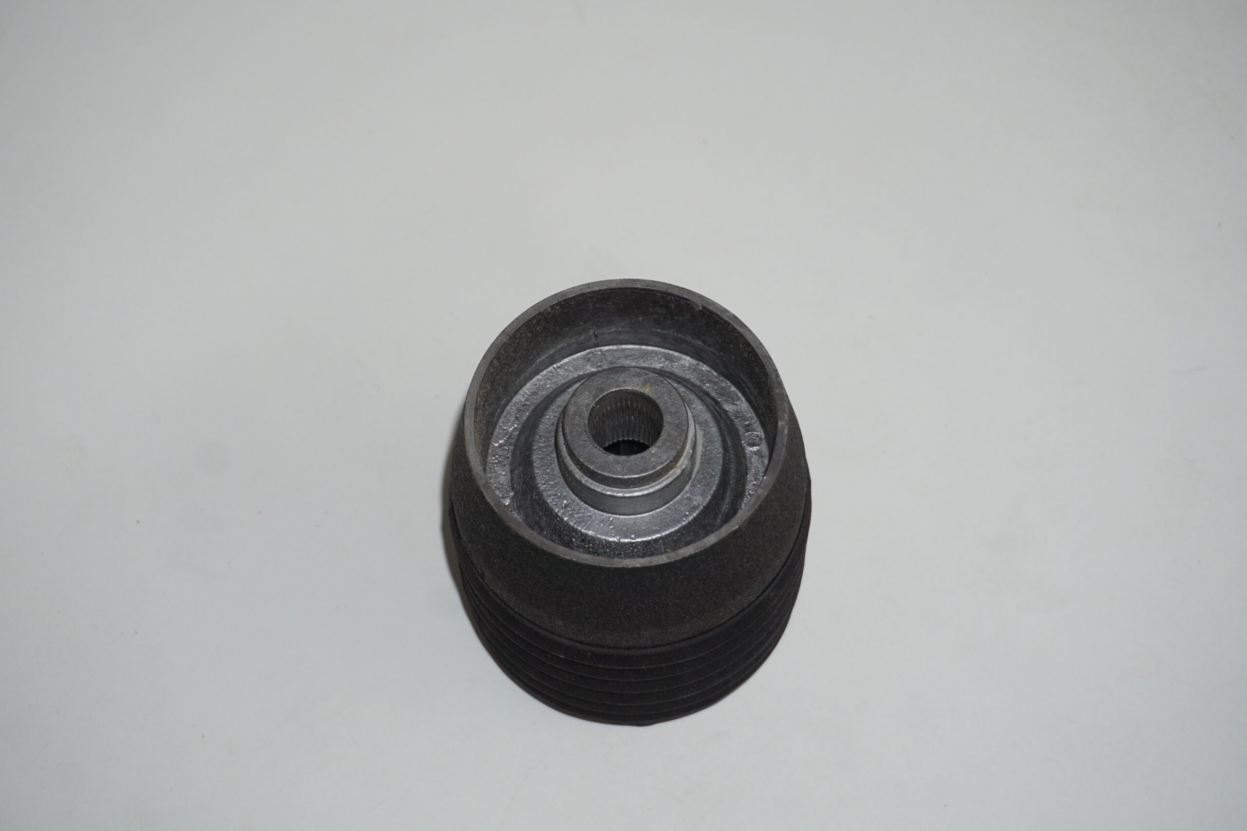 Mozzo volante momo renault r15-r16-17 - immagine 2