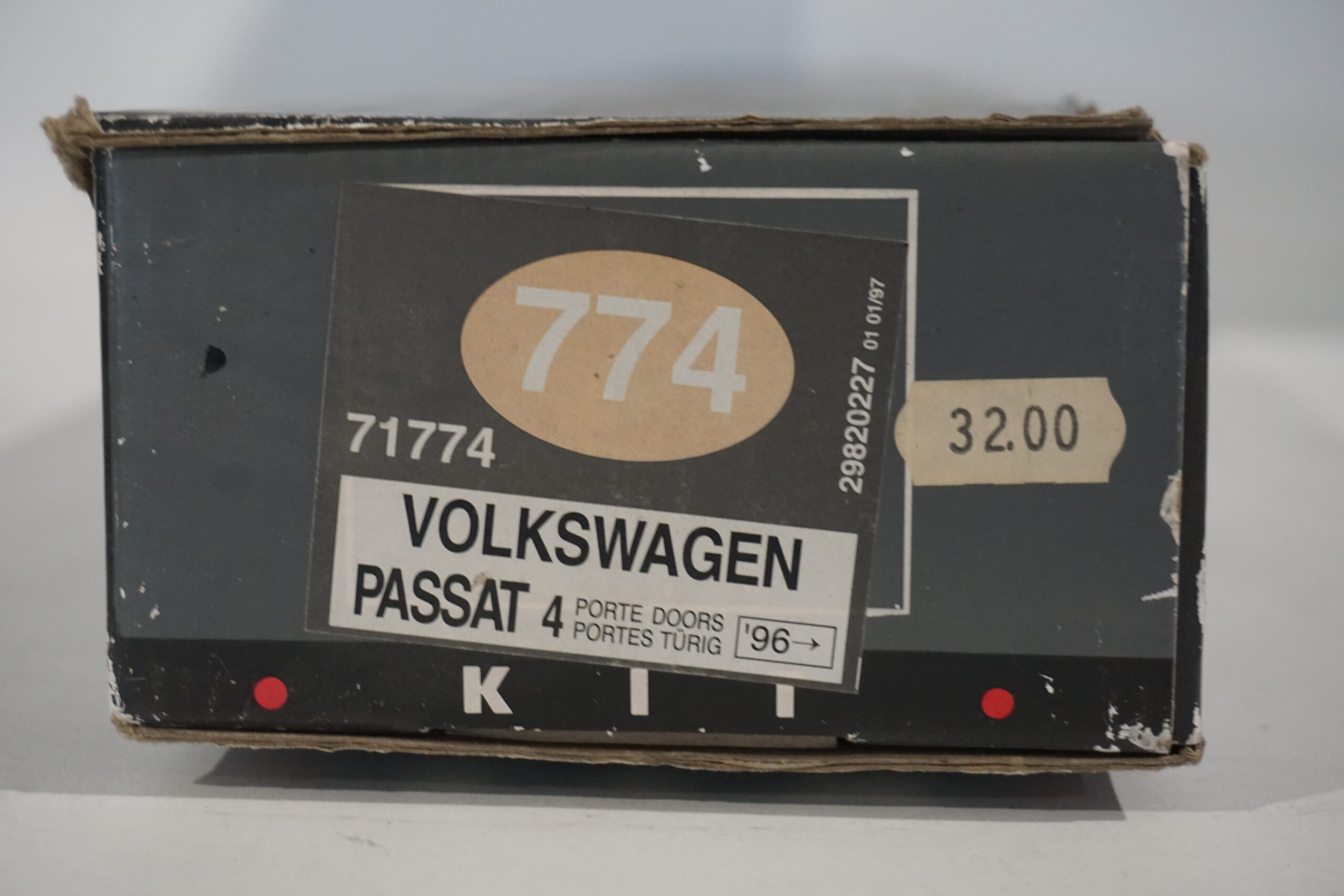Kit staffe di fissaggio Fapa 774 Volkswagen Passat 4 '96 - immagine 2