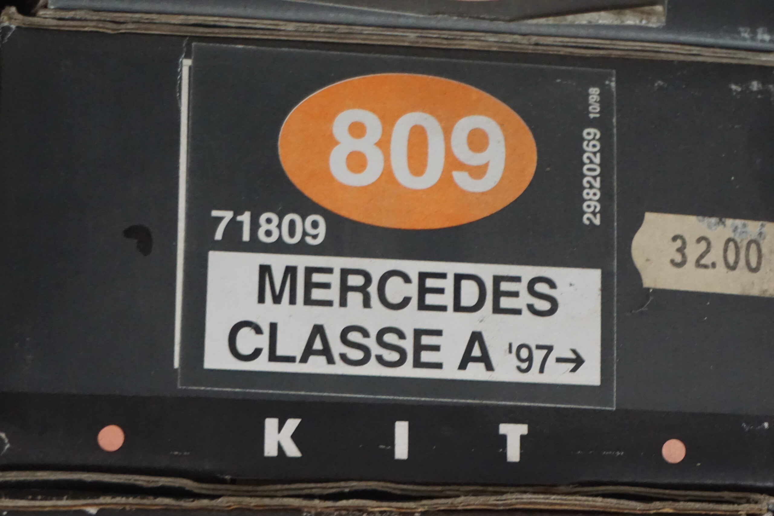 Kit staffe di fissaggio Fapa 809 Mercedes cl A _97 - immagine 2