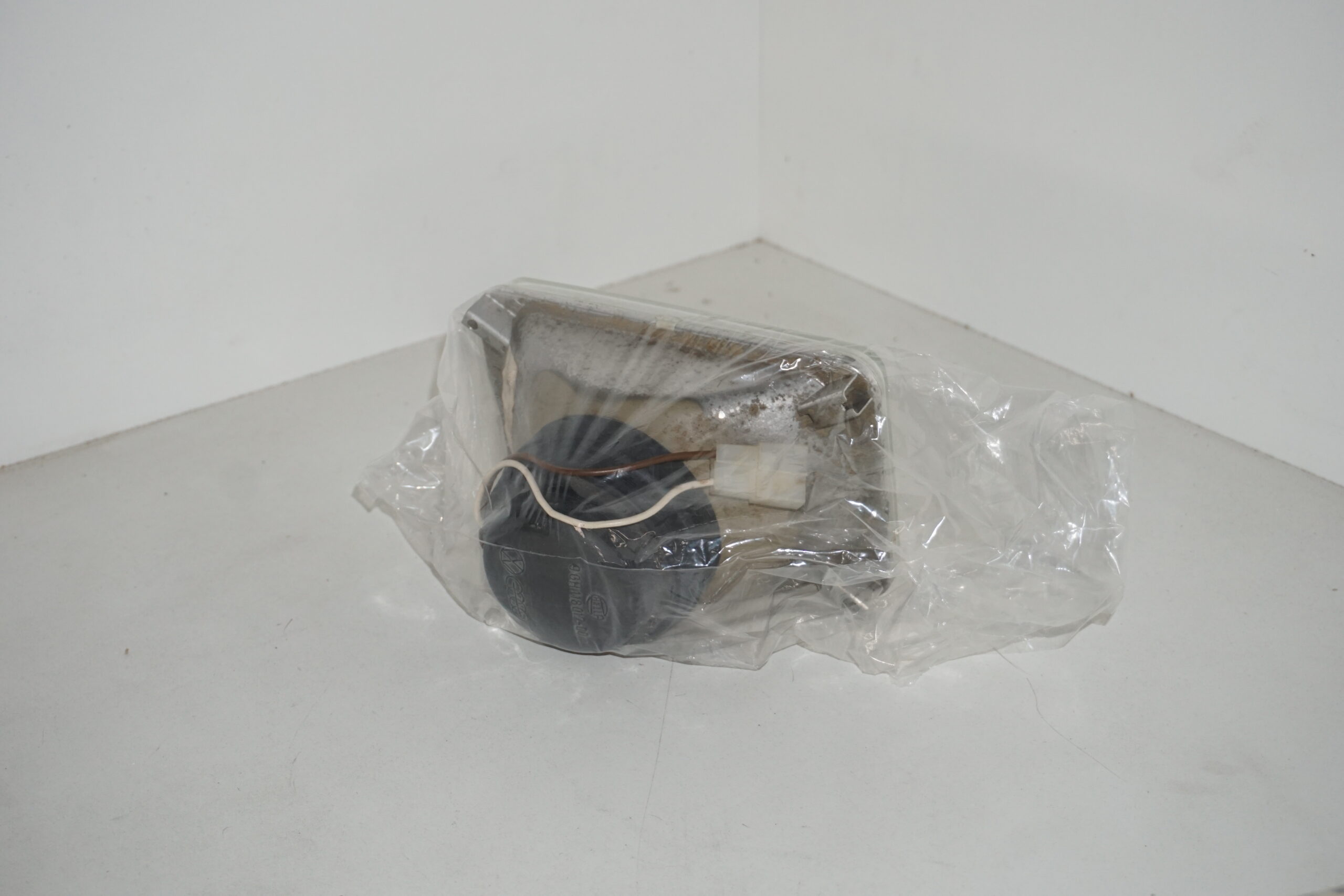 Faro Hella 301-121 760 - immagine 2