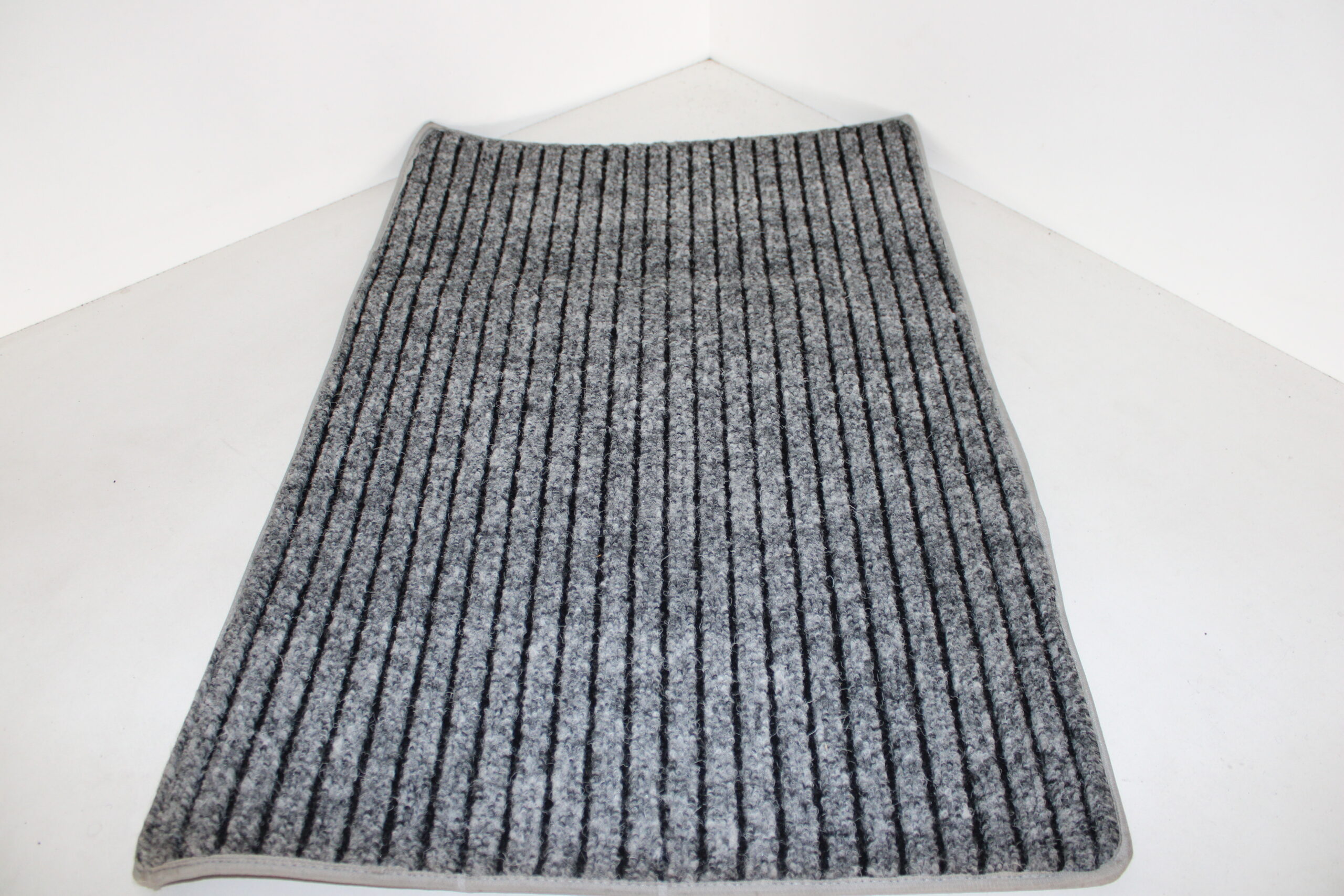 Tappeto per auto completo automotorsport generico grigio moquette - immagine 2